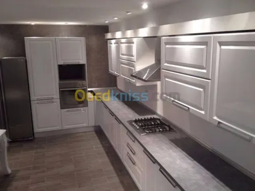  cuisines aménagées et dressing 