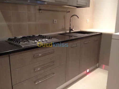  cuisines aménagées et dressing 
