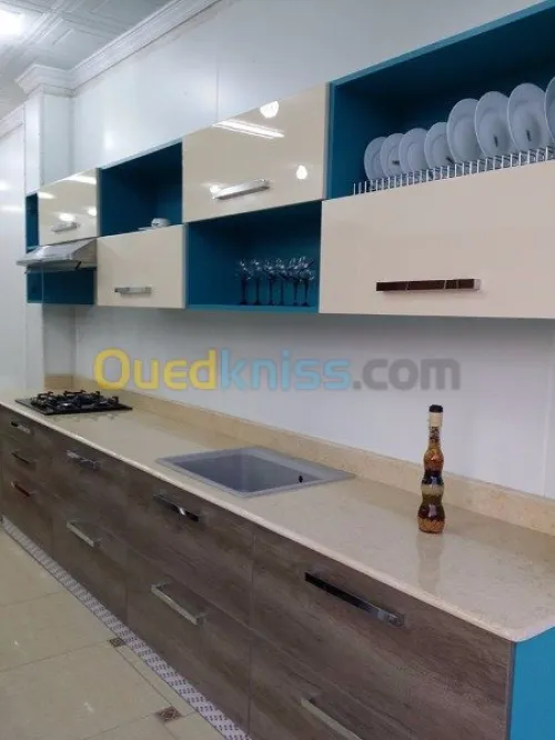  cuisines aménagées et dressing 