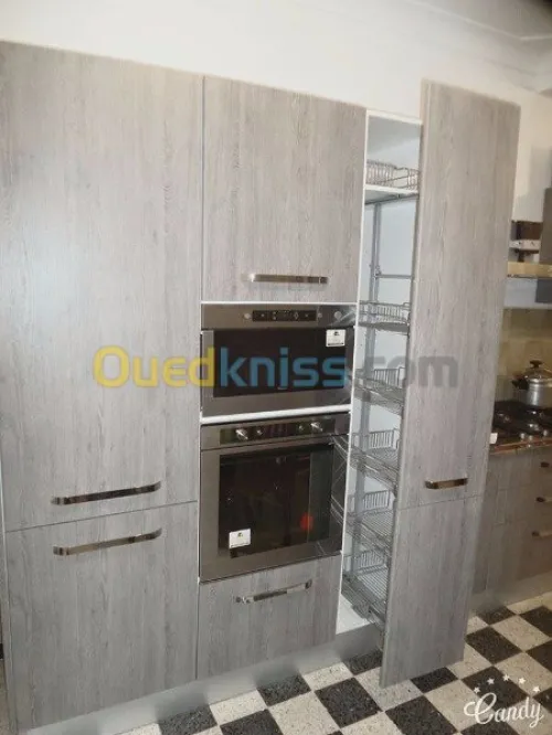  cuisines aménagées et dressing 
