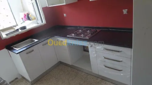  cuisines aménagées et dressing 