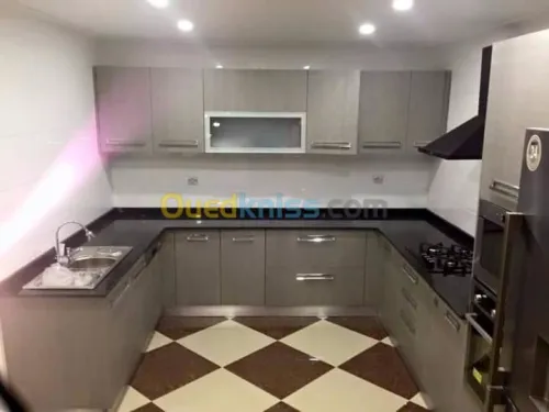  cuisines aménagées et dressing 