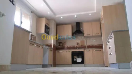  cuisines aménagées et dressing 