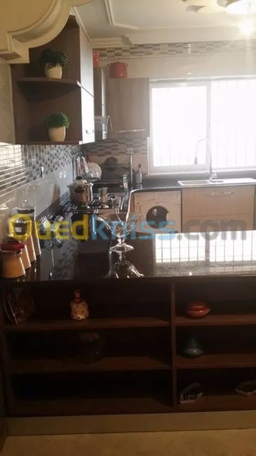  cuisines aménagées et dressing 