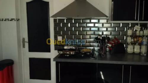  cuisines aménagées et dressing 