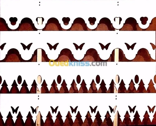 tuile décoration charpente