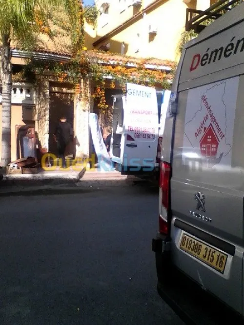 DEMENAGEMENT PARTICULIER ENTREPRISE--