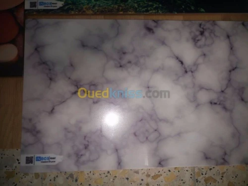 Impression UV a plat sur tout supports