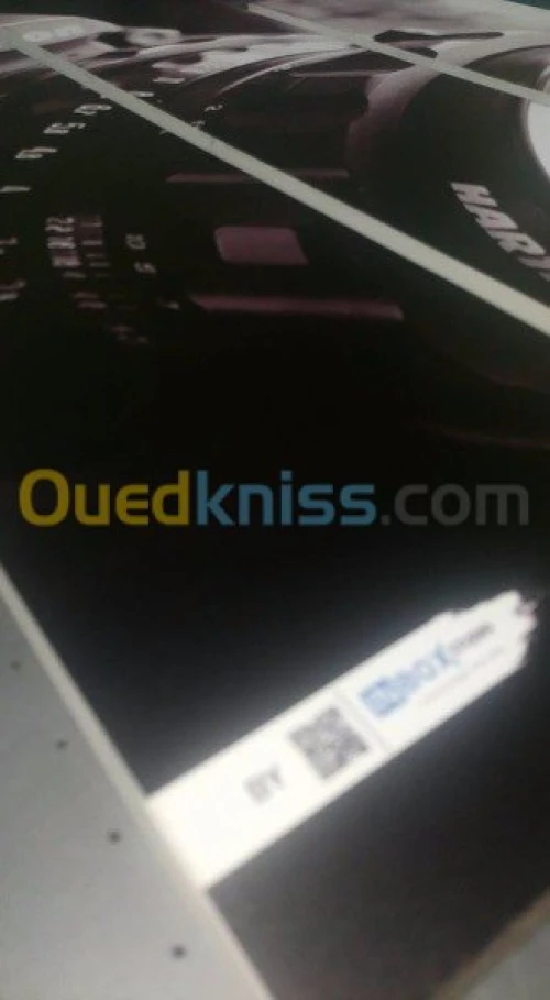 Impression UV a plat sur tout supports