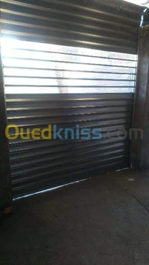 installation des rideaux electrique