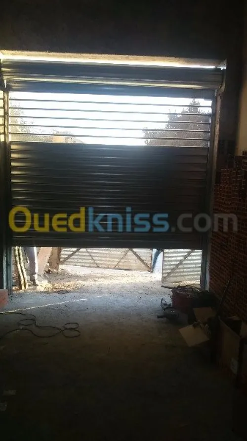 installation des rideaux electrique