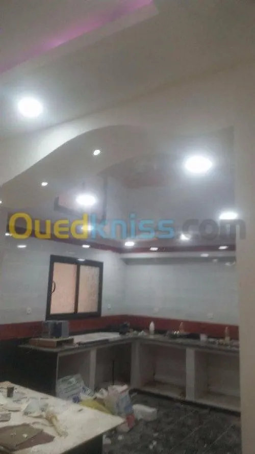 Placo plater decore et sempel plafonde