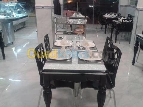 LE PALAIS RESTAURANT 