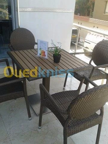 LE PALAIS RESTAURANT 