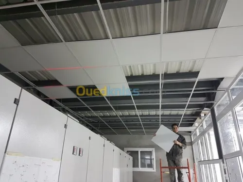 Montage faux  plafond pvc