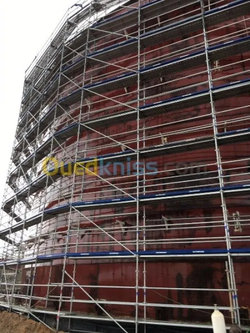 LOCATION MONTAGE D'ECHAFAUDAGE ET SERV