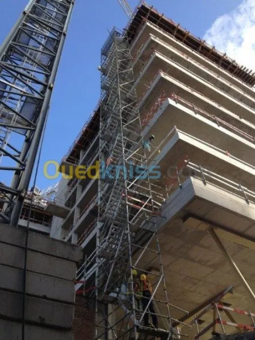 LOCATION MONTAGE D'ECHAFAUDAGE ET SERV
