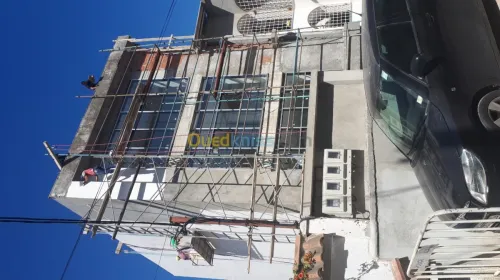 prend tous travaux en batiment 
