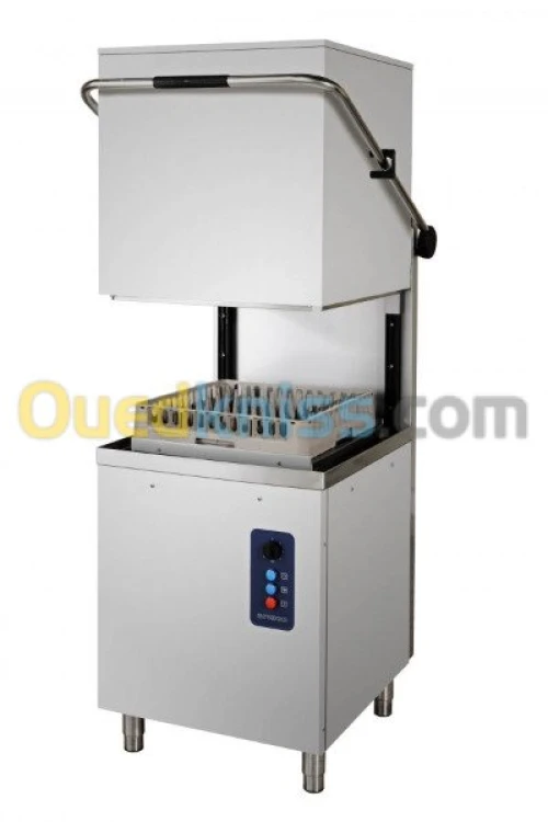 LAVE VAISSELLE A CAPOT