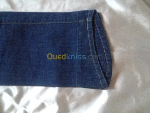 JEANS PONTALONS LEVIS.