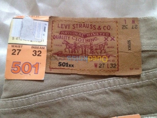 JEANS PONTALONS LEVIS.