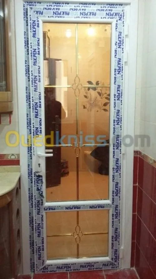 la menuiserie en système pvc porte 