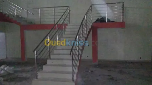 تركيب سلالم المكاتب والمنازل بالاينوكص