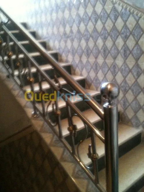 Fabrication de rampes d'escalier inox