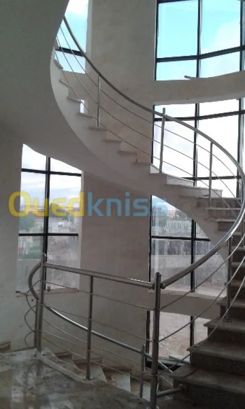 Fabrication de rampes d'escalier inox