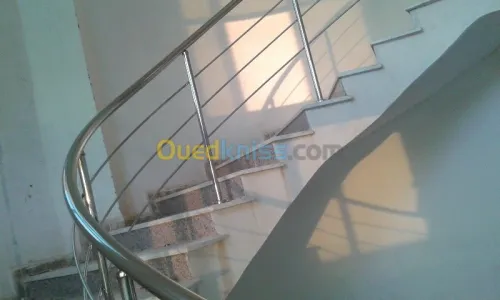 Fabrication de rampes d'escalier inox