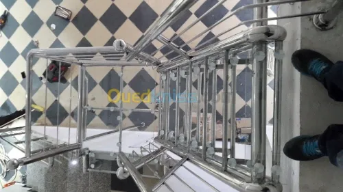 Fabrication de rampes d'escalier inox