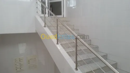Fabrication de rampes d'escalier inox