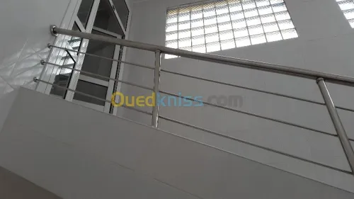 Fabrication de rampes d'escalier inox