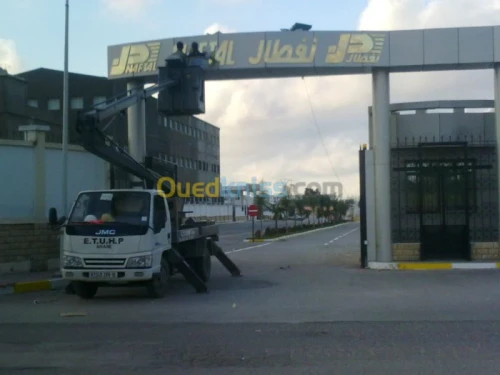 Location camion nacelle 