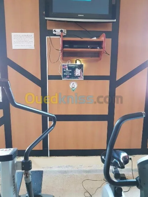 Borne de rechargement batteries de tel