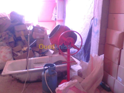 صناعة المكانس و الفرشات 