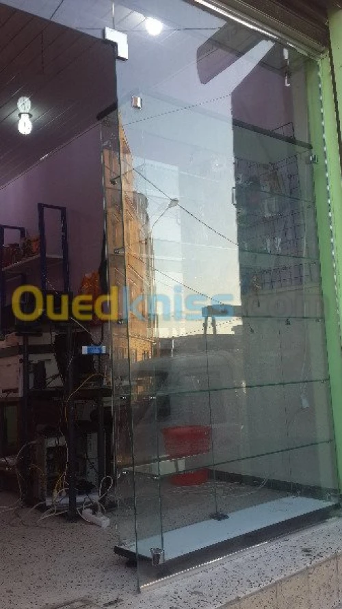 façade en verre trempé