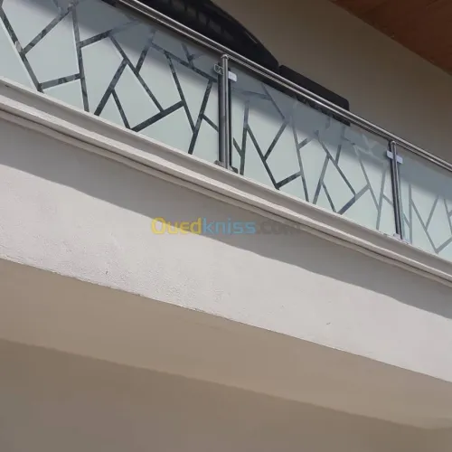 façade en verre trempé