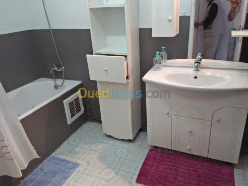 Location Niveau De Villa F4 Alger Hydra