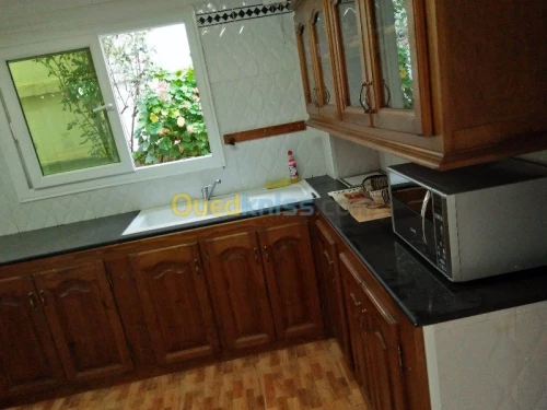 Location Niveau De Villa F4 Alger Hydra