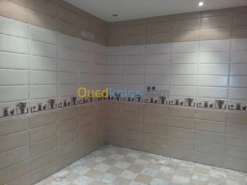 تنفيذ كافة اعمال السيرميك والرخام 