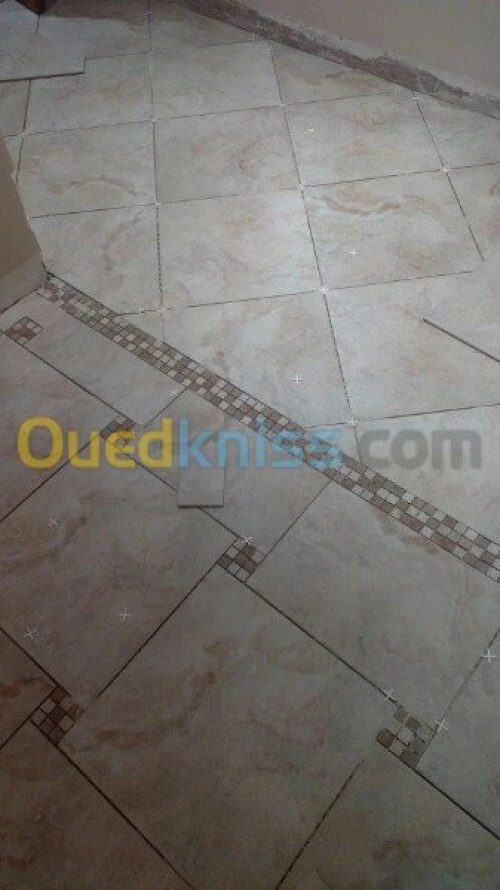 تنفيذ كافة اعمال السيرميك والرخام 