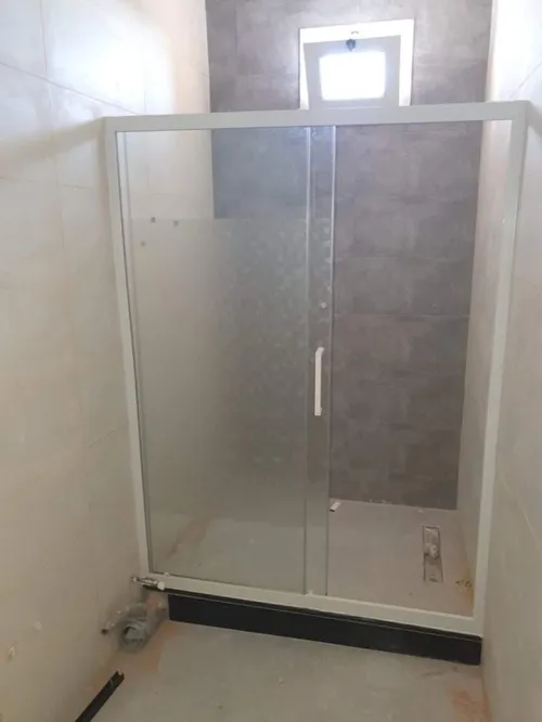 Cabine de douche / baignoire