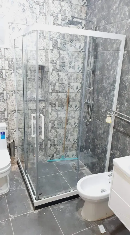 Cabine de douche / baignoire