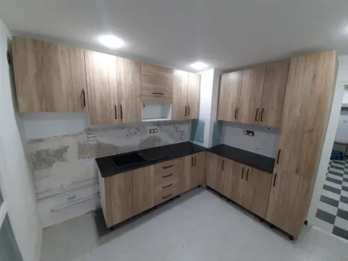 cuisine sur mesure hi-gloss et MDF