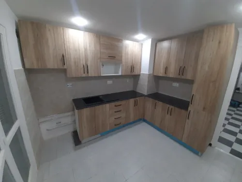 cuisine sur mesure hi-gloss et MDF