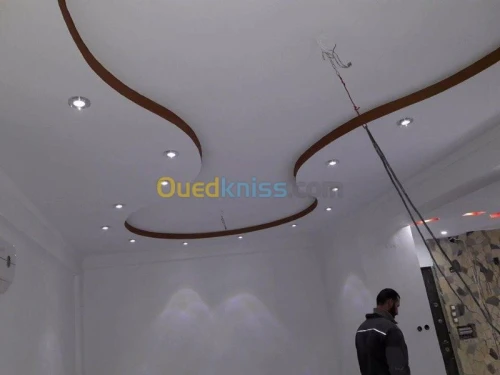 travaux de construction à l'intérieur