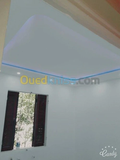 travaux de construction à l'intérieur