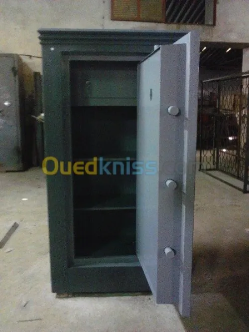 fabrication Coffre ,Armoire forte,Porte blindé. 