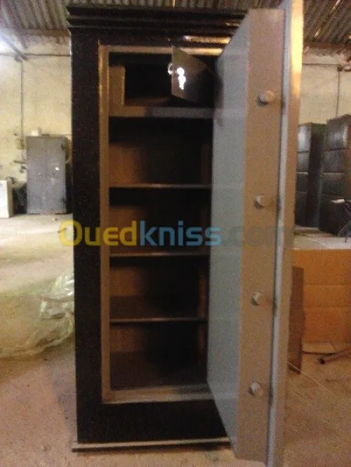 fabrication Coffre ,Armoire forte,Porte blindé. 
